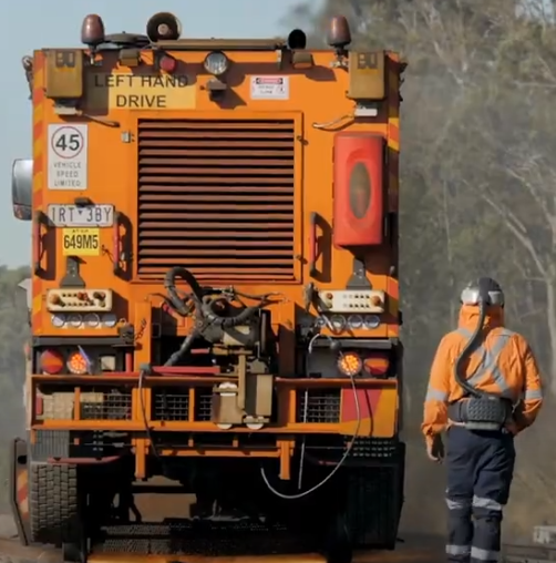 Rail_Electrician-1
